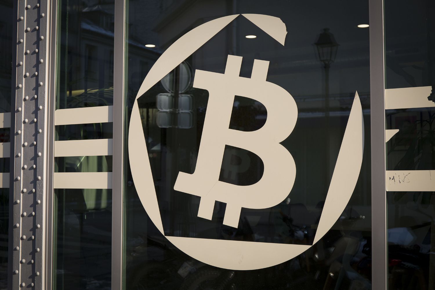 [Comparative Daily Market News] BTC fluctuated within a narrow range, and the $64,000 support level was tested