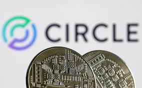 从“稳定币第一股”到资本博弈:Circle的华尔街新篇,散户如何应对?