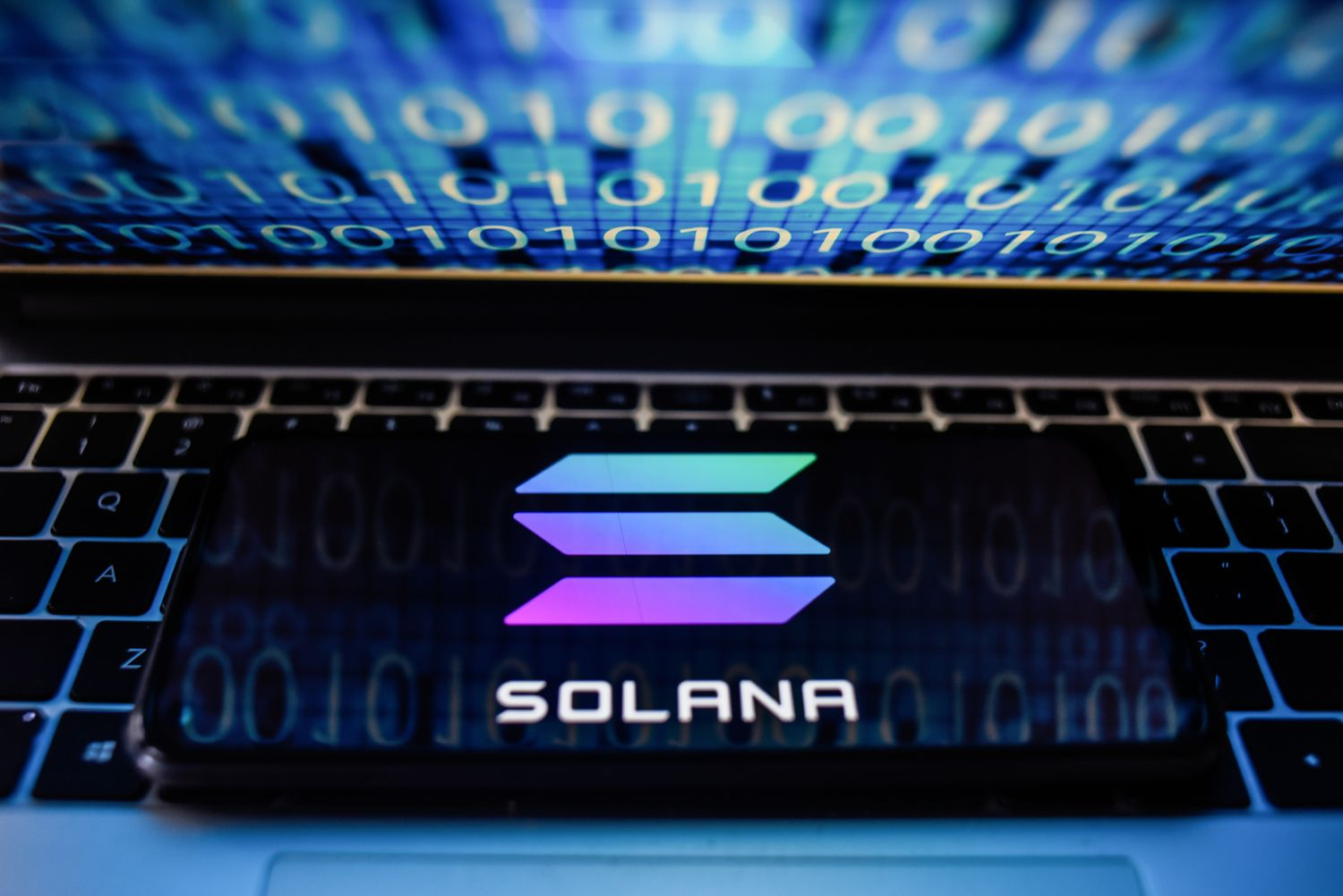 Solana 走向主流：基金、银行与大型机构加入的前奏
