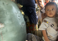 5瓶水抵日薪、美元不容折痕:什么导致了缅甸的金融怪状?