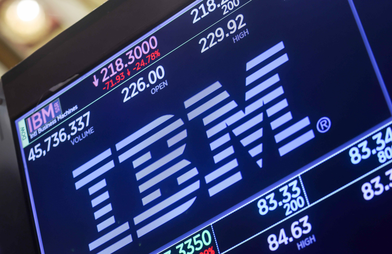 熬过大萧条和二战,IBM为何在AI时代一天暴跌25%?