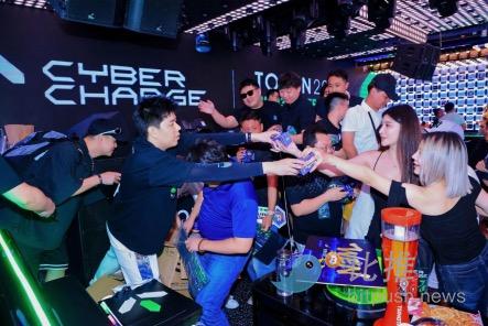 TOKEN 2049 WEB3 CYBER NIGHT 圆满落幕，Cyber Charge 携手全球伙伴共启Web3新篇章